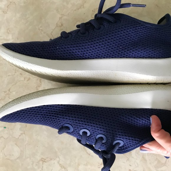 Allbirds Tree Runner Sz 9 Eco Friendly Wool Shoes Navy Blue and White - Picture 10 of 11